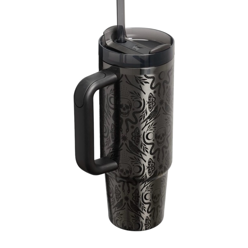 🔥STANLEY THE HALLOWEEN QUENCHER H2.0 FLOWSTATE TUMBLER 30Oz BNWT🔥 - Picture 3 of 10